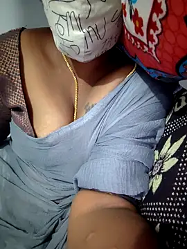 Tamil Hot HoneyBee online show from 05/25/26, 05:30