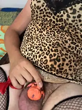 Cruellacrossdress online show from 06/25/26, 06:34