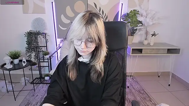 NyxCalderra online show from 05/30/26, 04:53