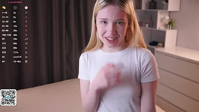 Sweet Love Lily online show from 05/26/26, 08:27