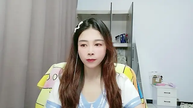 xiaoxiaohong030 online show from 06/12/26, 02:38