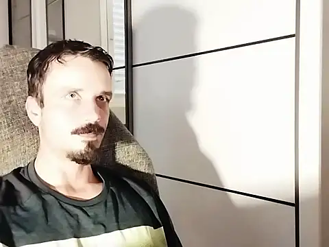 lookaz4010 online show from 06/03/26, 06:02