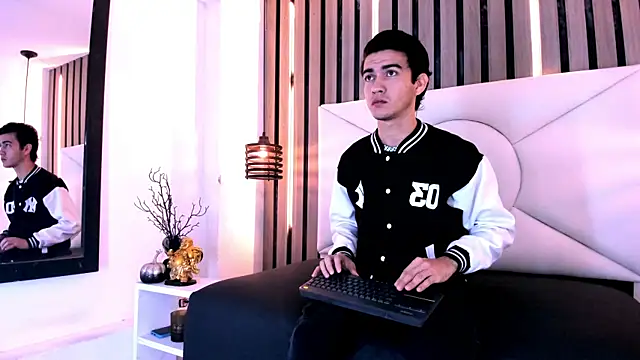 Feiccer Castquer online show from 05/03/26, 11:16