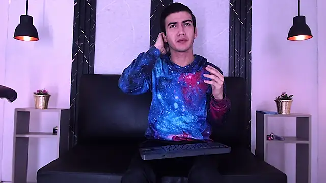 Feiccer Castquer online show from 05/06/26, 11:26