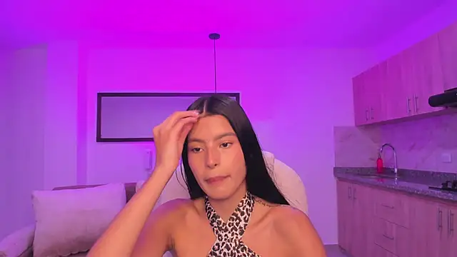 Snapshot of amber_willow chatting on 05/18/26, 04:07 amber willow online show from 05/18/26, 04:07