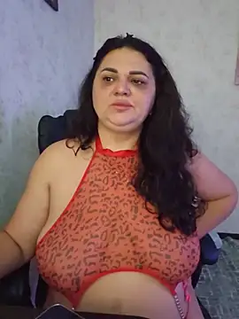 Snapshot of -CUTE-EVVIL- chatting on 06/30/26, 06:42 -CUTE-EVVIL- online show from 06/30/26, 06:42