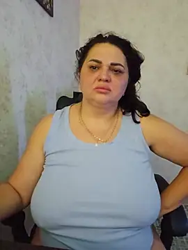 Snapshot of -CUTE-EVVIL- chatting on 07/19/26, 07:06 -CUTE-EVVIL- online show from 07/19/26, 07:06