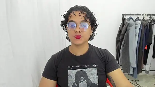 Snapshot of Diane_exotic chatting on 05/08/26, 09:31 Diane exotic online show from 05/08/26, 09:31