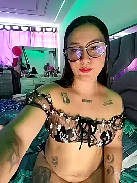 valeryrouse27 online show from 05/11/26, 07:33
