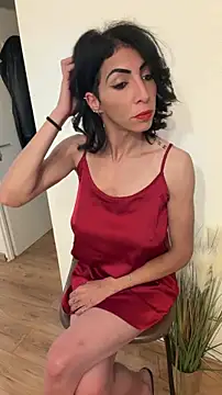 Yasmiinee online show from 05/07/26, 08:03