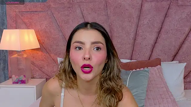 GrethaSounders online show from 04/27/26, 07:56