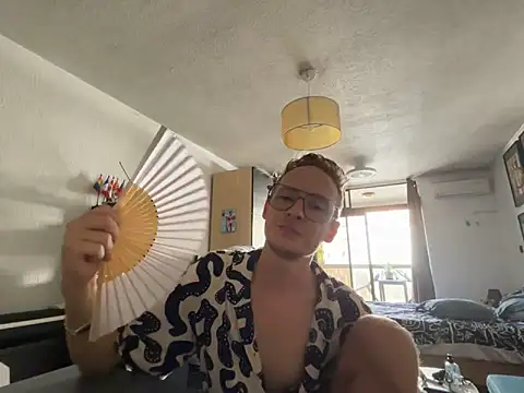 BlondieVelvet online show from 05/05/26, 10:18