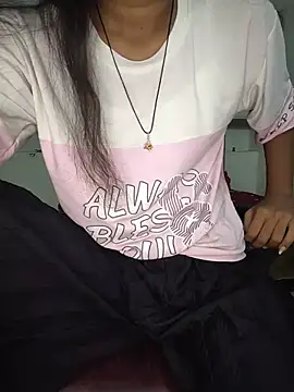 ESHA-LOVE online show from 06/22/26, 06:43