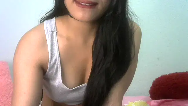 sharmeeli sima online show from 06/16/26, 06:27