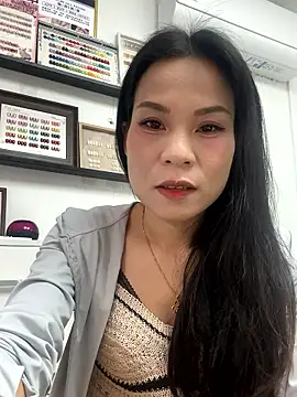Snapshot of Xiaoyu-aa chatting on 05/07/26, 05:24 Xiaoyu-aa online show from 05/07/26, 05:24