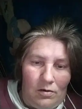 Snapshot of IrisMaris37 chatting on 05/26/26, 06:53 IrisMaris37 online show from 05/26/26, 06:53