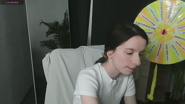 mollie blush online show from 05/17/26, 01:29