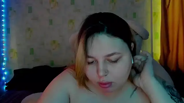 LillyHaigh online show from 05/13/26, 06:33