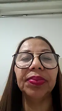 Ladymilf12 online show from 05/31/26, 12:30