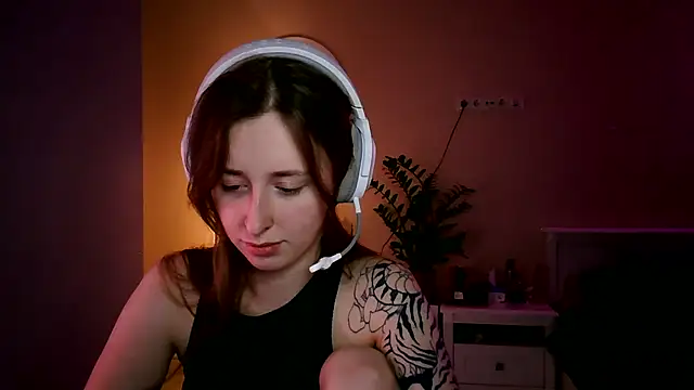 she tora69 online show from 06/11/26, 12:32