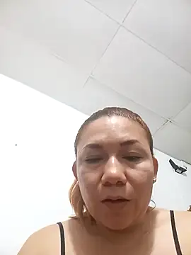 Luna Morch online show from 05/16/26, 10:36