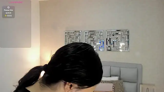 sofia  thompson online show from 05/16/26, 01:02