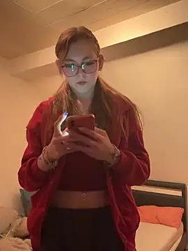 Lina-420 online show from 04/26/26, 08:17