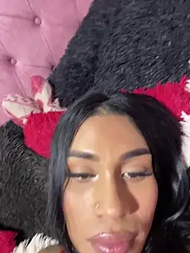 BeautyCatalella1 online show from 05/28/26, 09:01