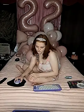 lolarae xx online show from 06/14/26, 05:04