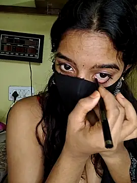 Snapshot of vanika2000 chatting on 07/07/26, 08:51 vanika2000 online show from 07/07/26, 08:51