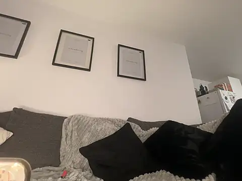 TheRealDesiranii online show from 04/27/26, 11:25