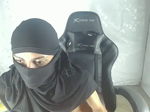 JHOANpss online show from 04/29/26, 02:04