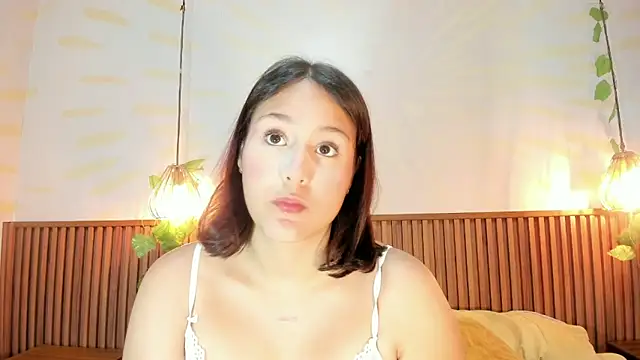 AmelieCooper online show from 05/23/26, 07:40