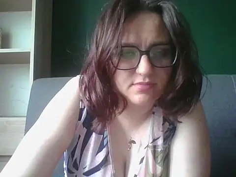 sensual paris online show from 05/04/26, 05:36