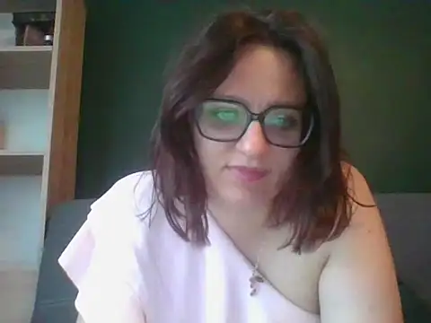 sensual paris online show from 05/07/26, 05:35