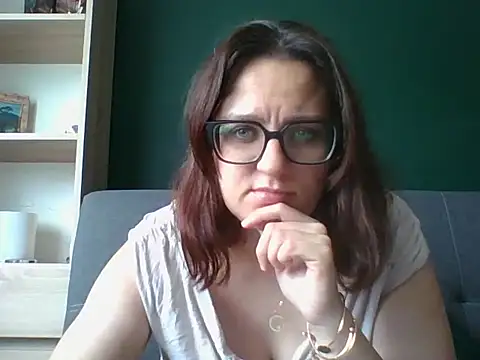 sensual paris online show from 06/18/26, 09:14
