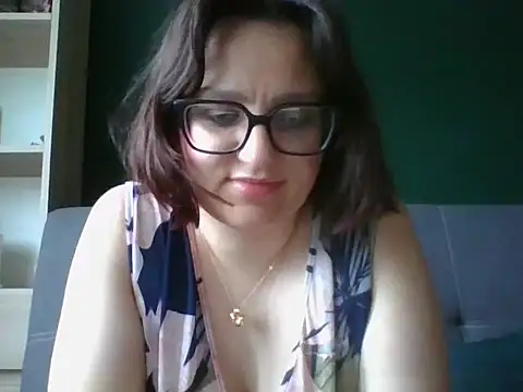 sensual paris online show from 06/22/26, 05:26