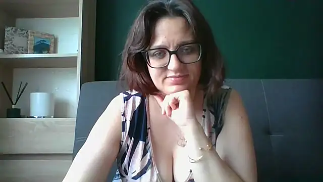 sensual paris online show from 07/07/26, 07:23