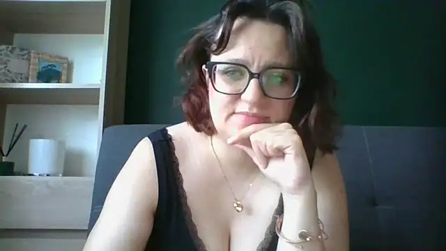 sensual paris online show from 07/08/26, 05:23