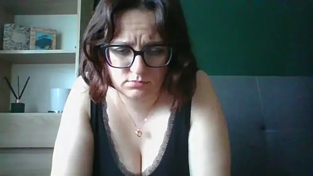 sensual paris online show from 07/17/26, 05:25