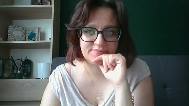 sensual paris online show from 07/23/26, 05:27