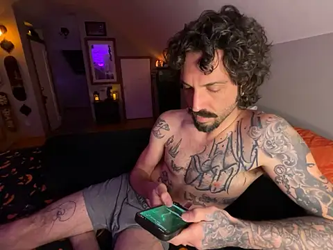 MRfanceypants online show from 04/27/26, 06:44