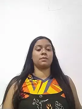 zoehot07 online show from 05/17/26, 05:05