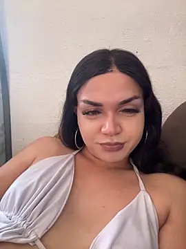 iamtyara online show from 04/30/26, 04:24