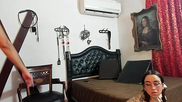 BelindaHedone1 online show from 06/24/26, 07:46