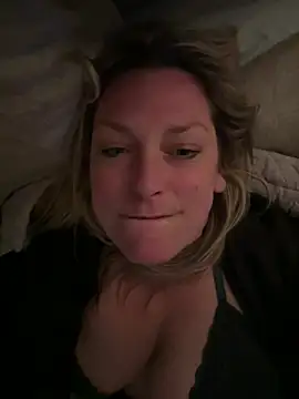 bigtitslivetofuck online show from 03/14/25, 04:21