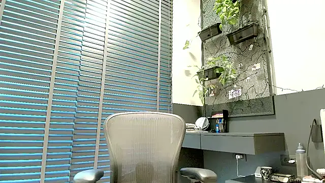 Peachy  online show from 05/10/26, 07:57