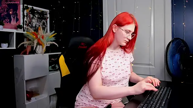 Queen Milena online show from 06/25/26, 11:48
