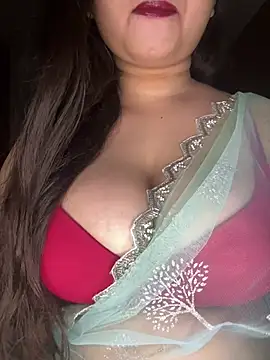 Naughty pooja44 online show from 04/29/26, 07:53