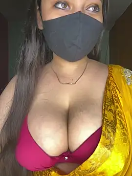 Naughty pooja44 online show from 05/20/26, 07:42